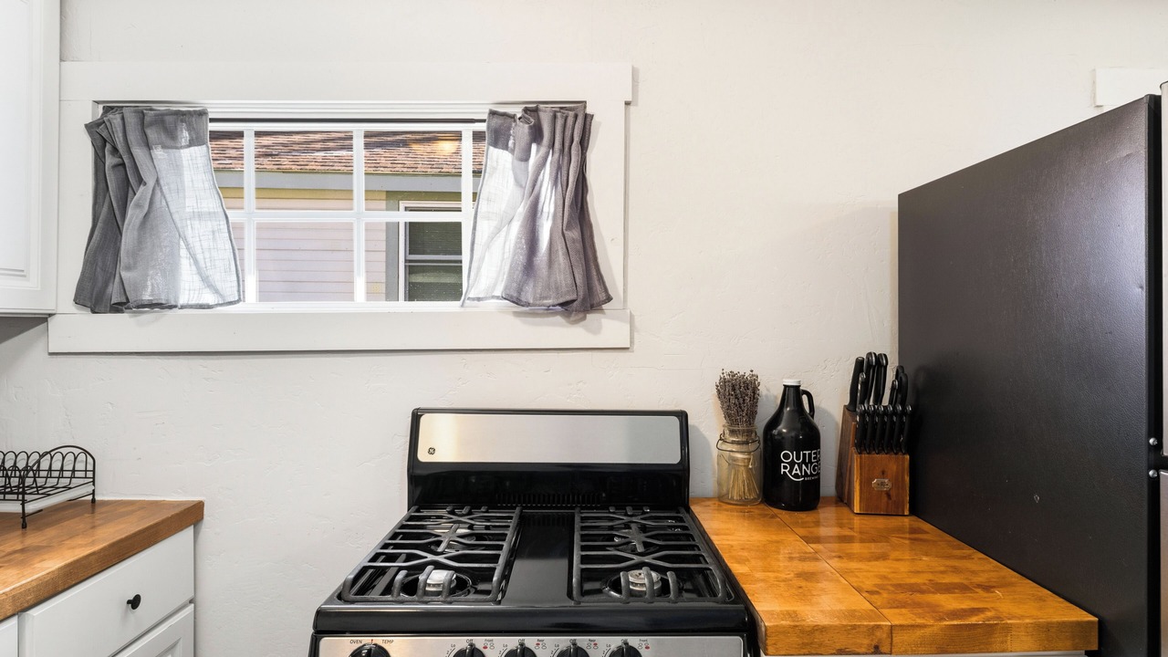Photo of Kitchen in Historic District