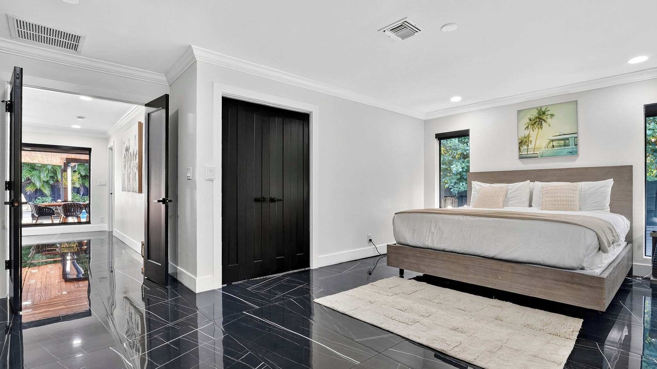 Photo of Bedroom in Coral Ridge
