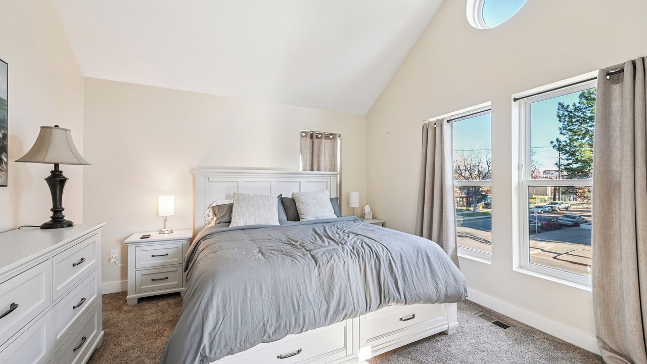 Photo of Bedroom in Curtis Park