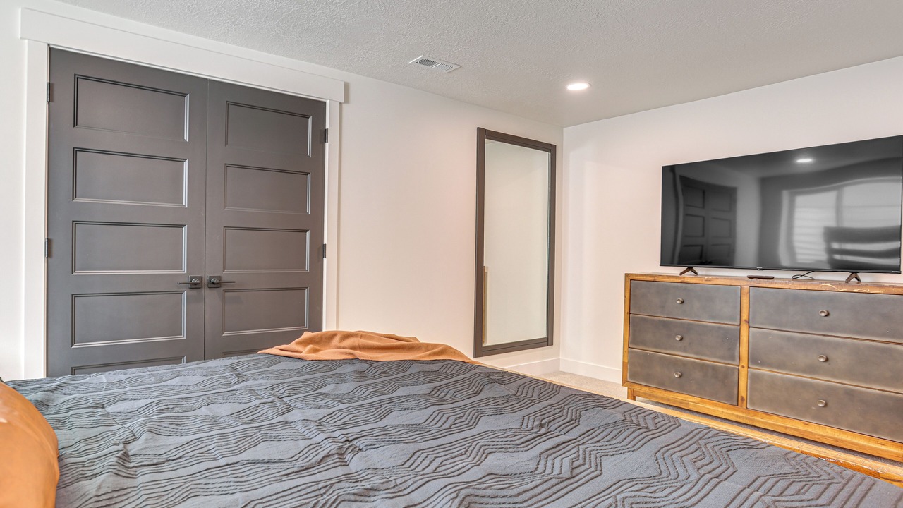 Photo of Bedroom in North Ogden