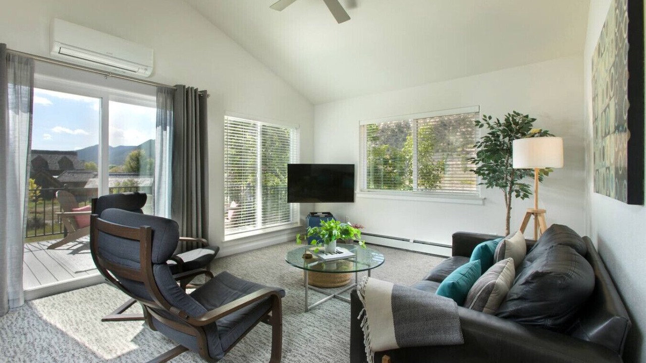 Photo of Livingroom in Glenwood Springs