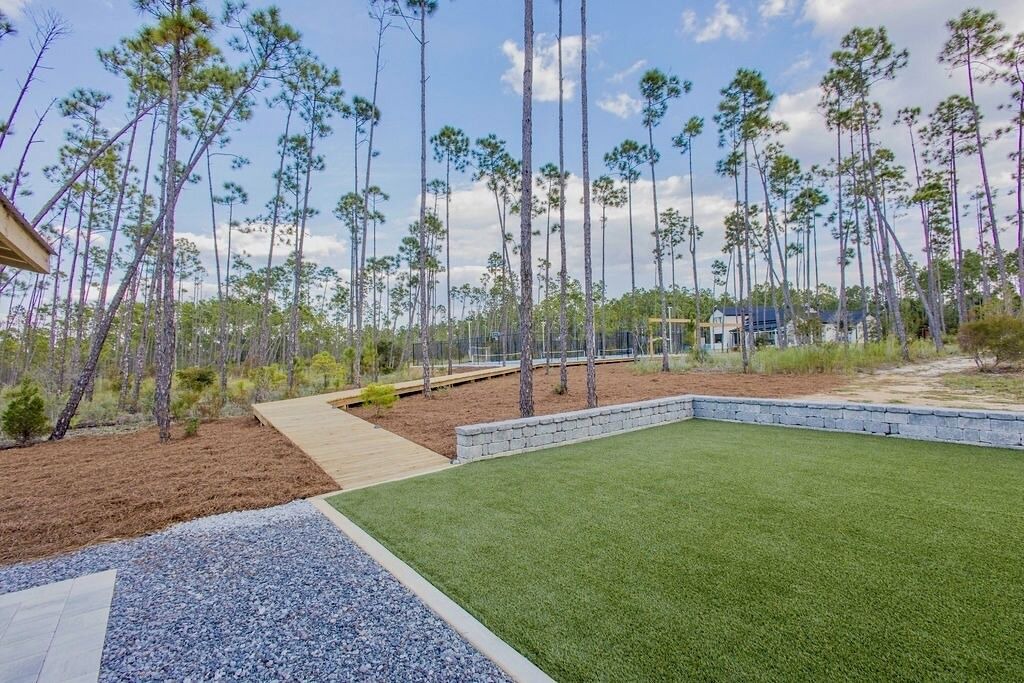 Photo of Outdoor in Thomas Drive