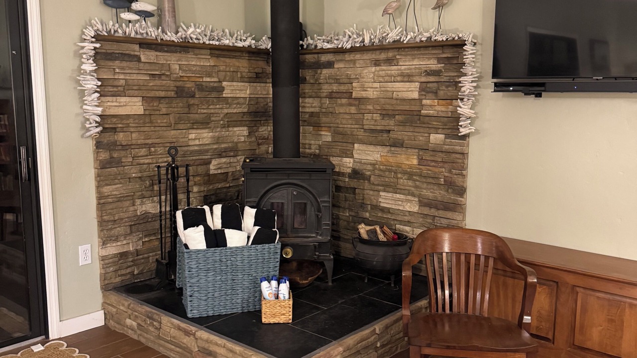 Photo of Livingroom in Edgar