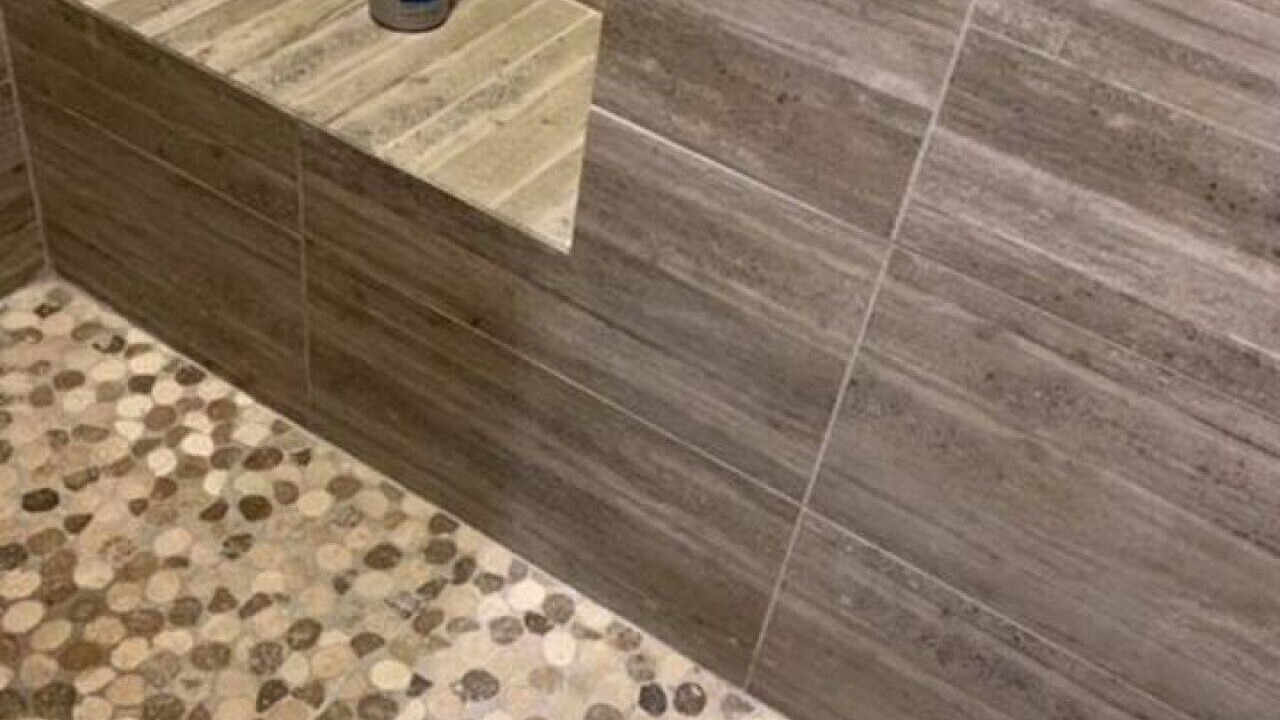 Photo of Bathroom in Silt