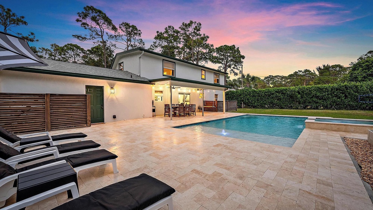 Photo of Outdoor in Jupiter Farms