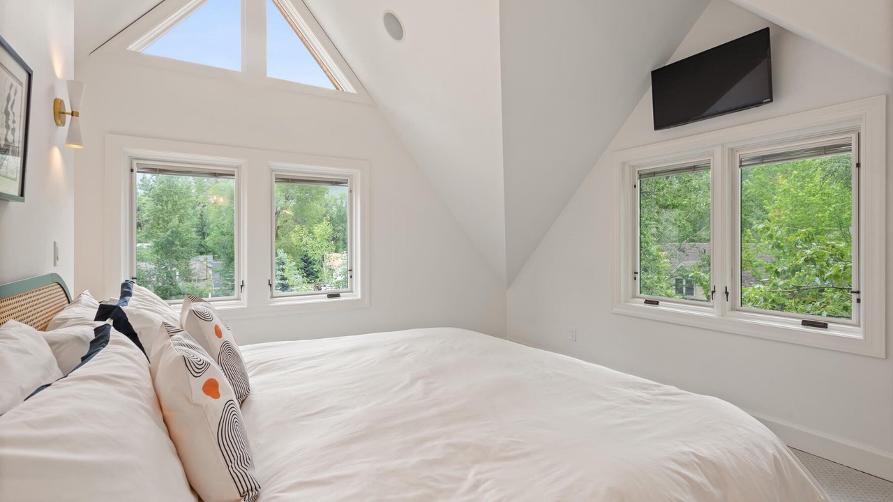 Photo of Bedroom in West End