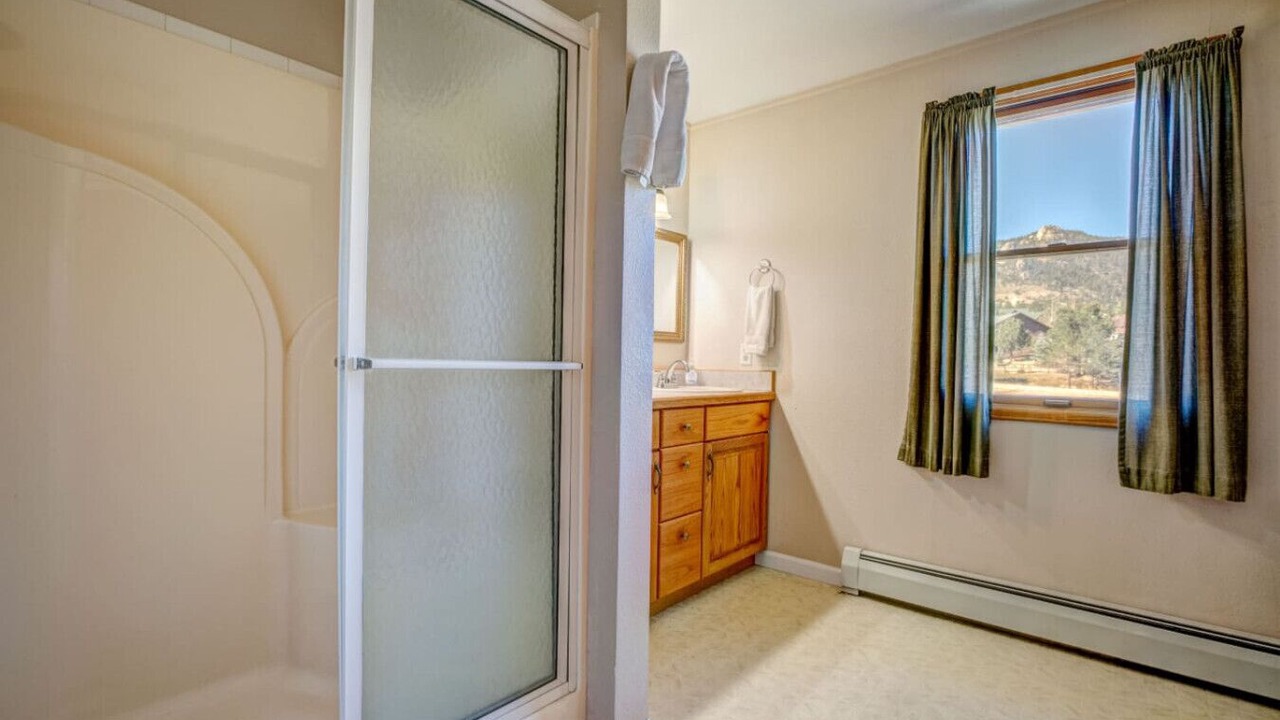 Photo of Bathroom in Carriage Hills
