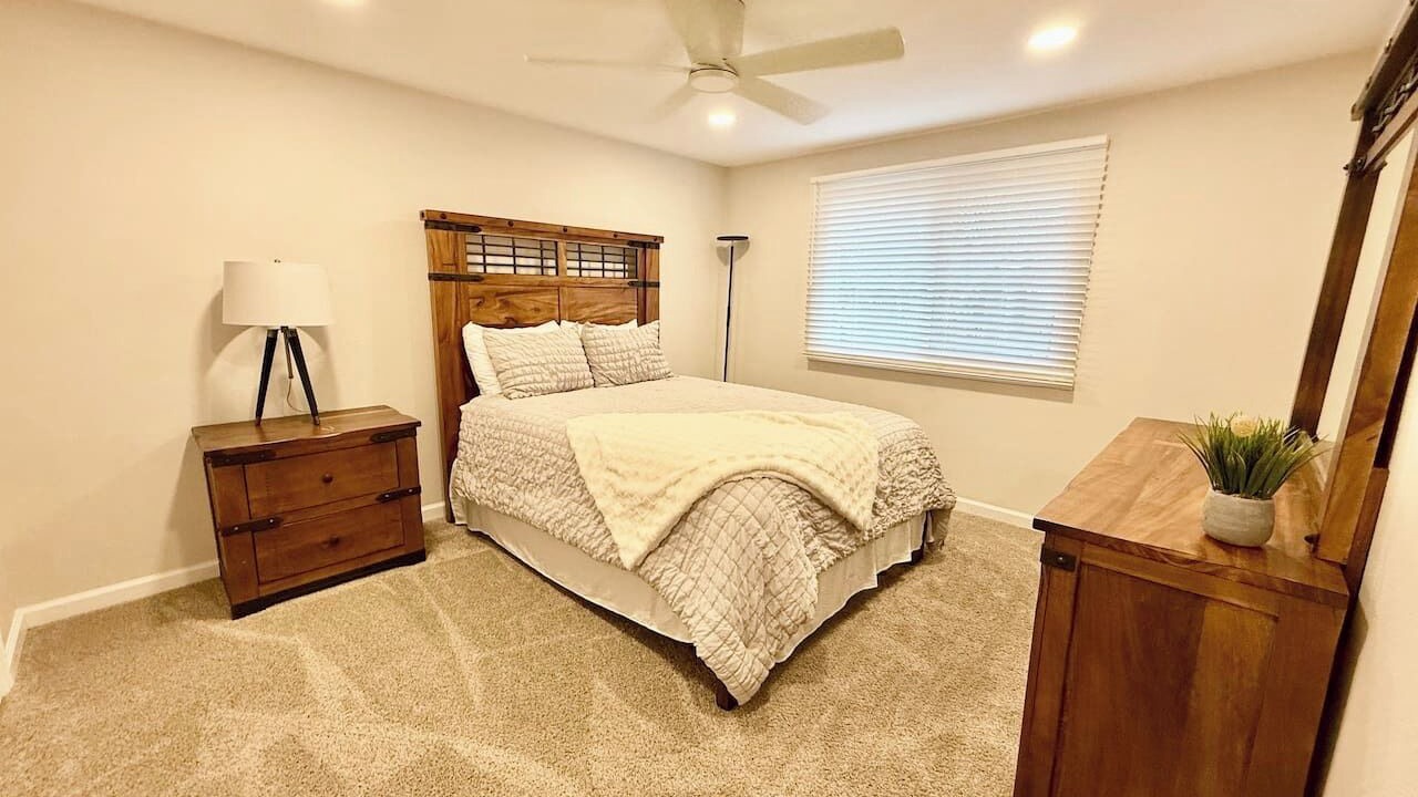 Photo of Bedroom in Dam East - West
