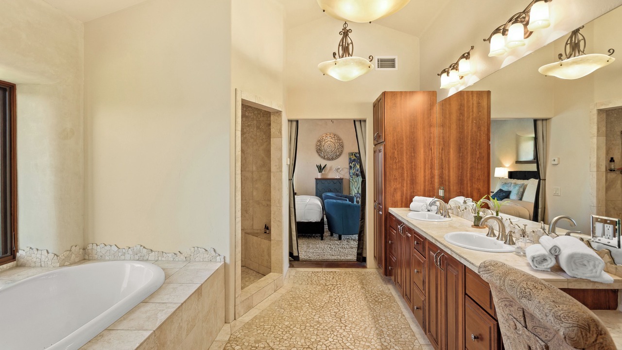 Photo of Bathroom in Carbondale