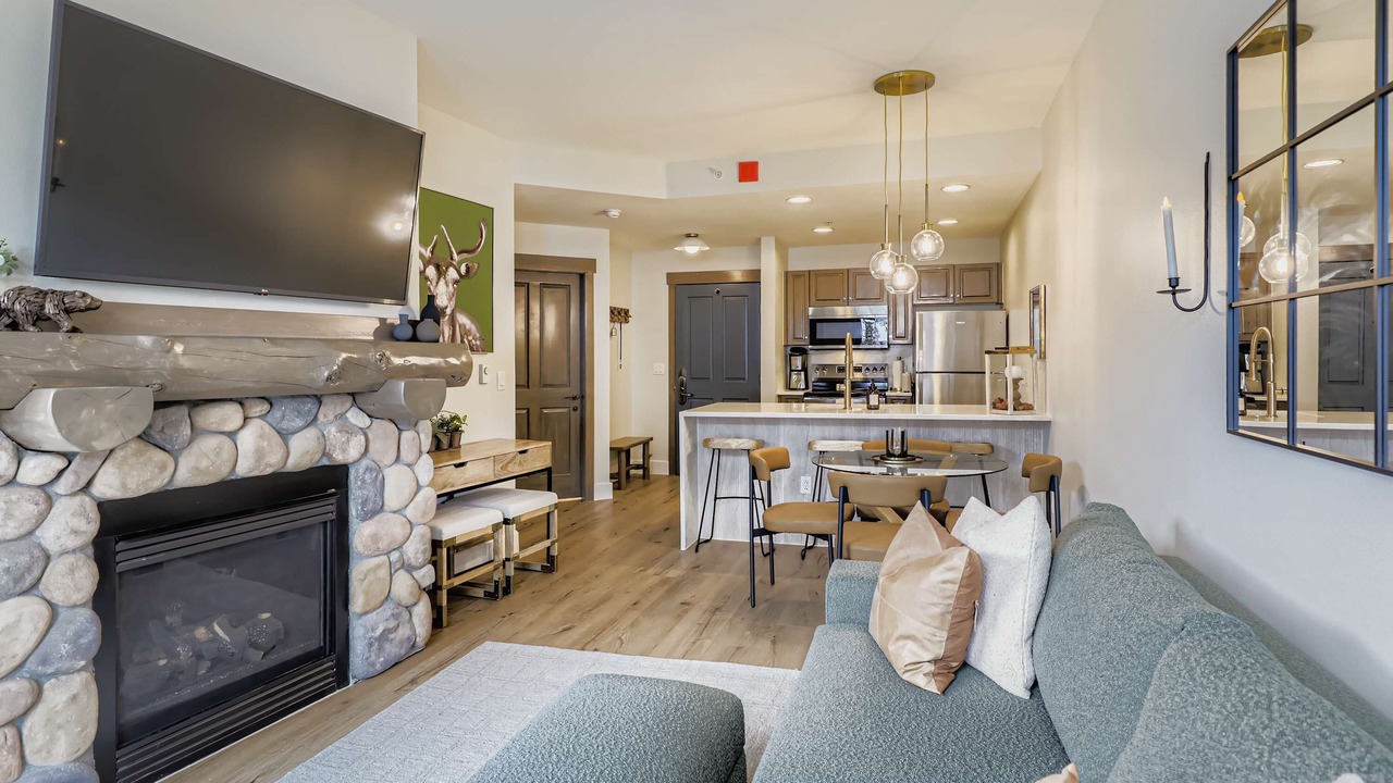 Photo of Livingroom in Copper Mountain Village