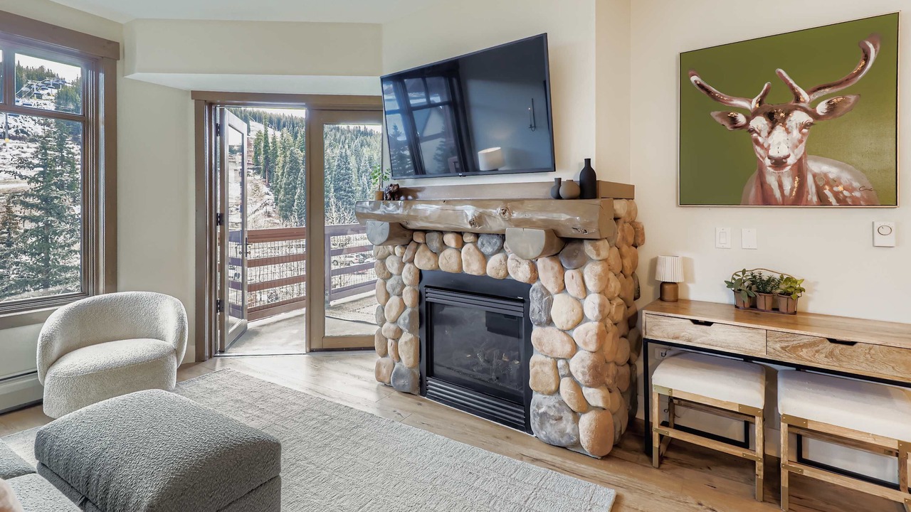Photo of Livingroom in Copper Mountain Village