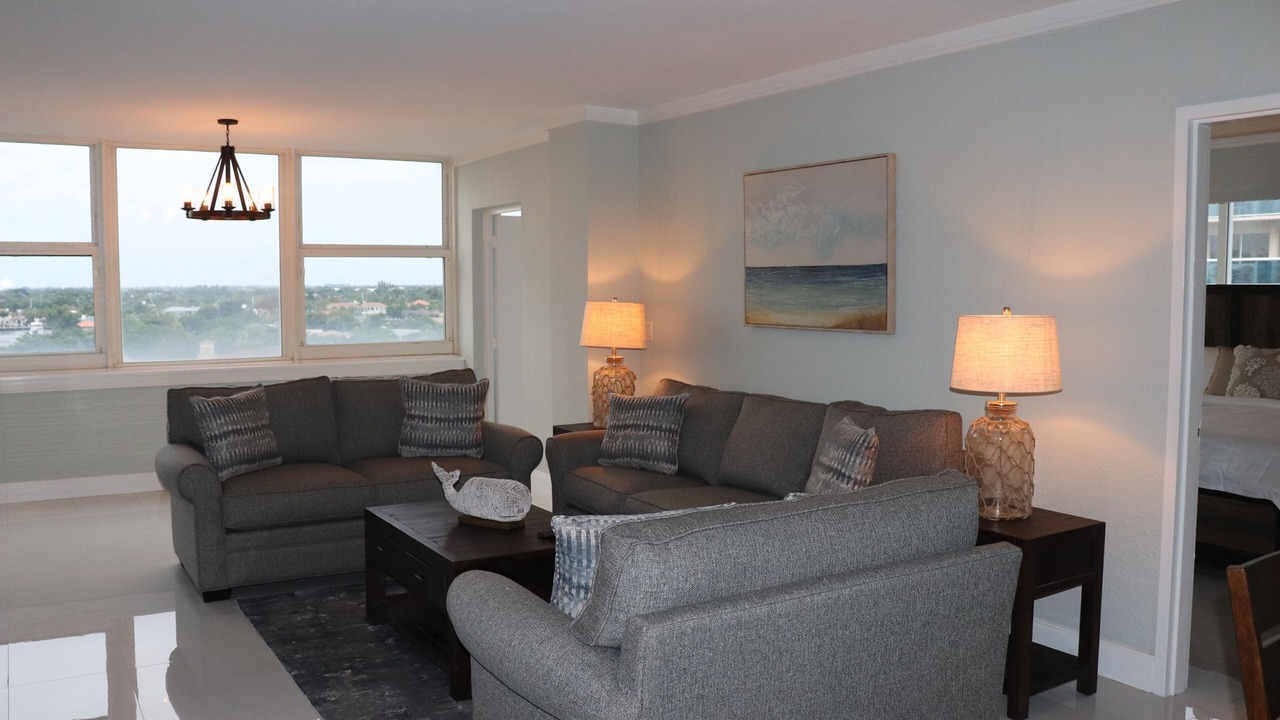 Photo of Livingroom in Galt Mile