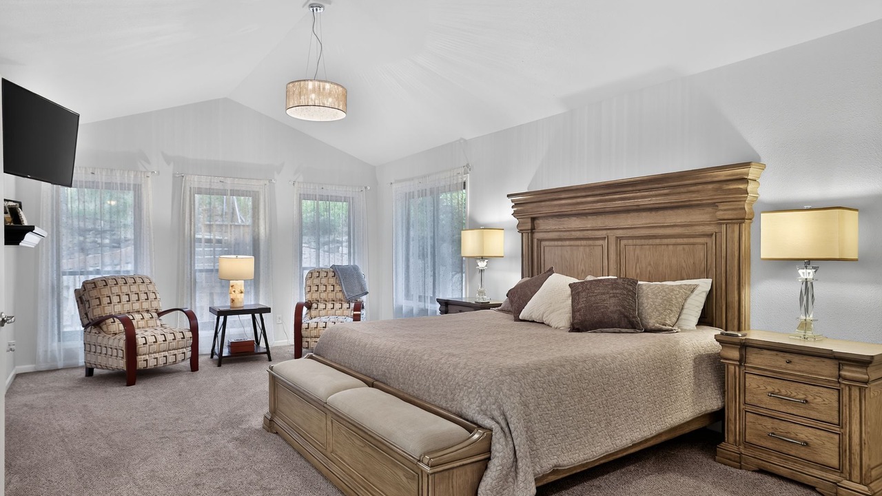 Photo of Bedroom in Northwest Colorado Springs