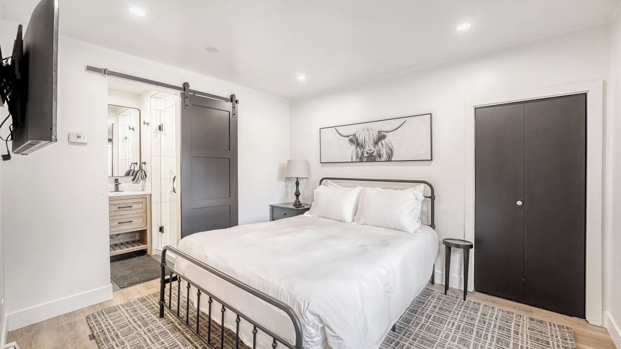 Photo of Bedroom in Vail