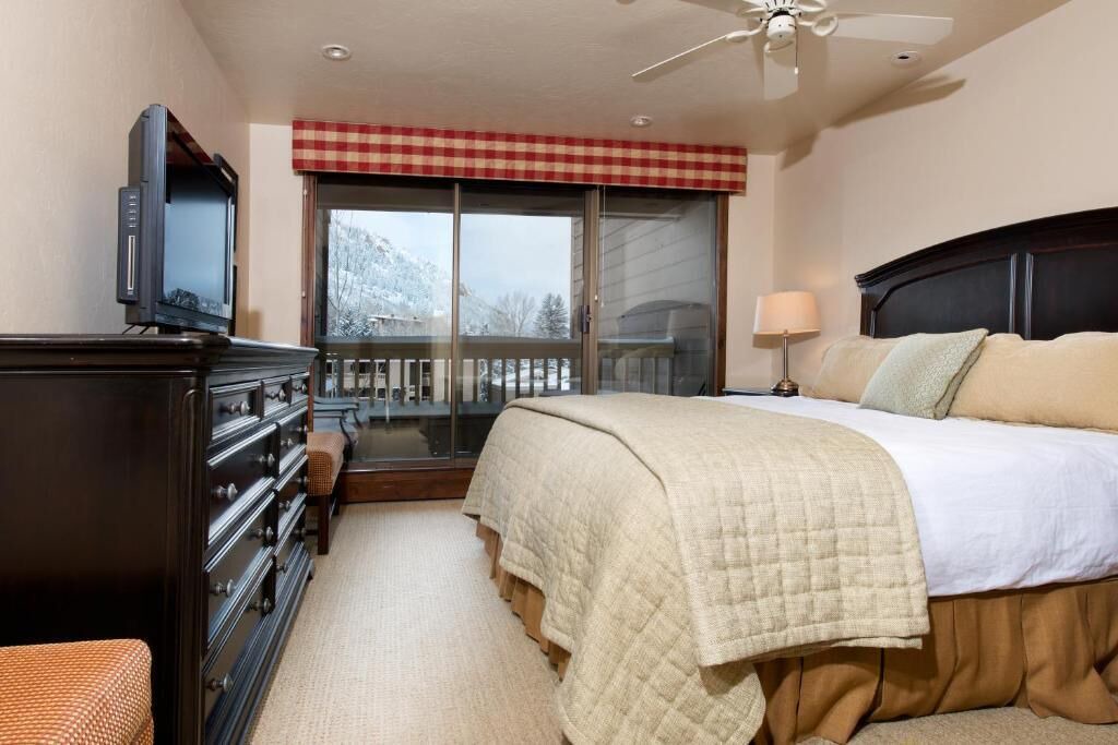 Photo of Bedroom in Aspen