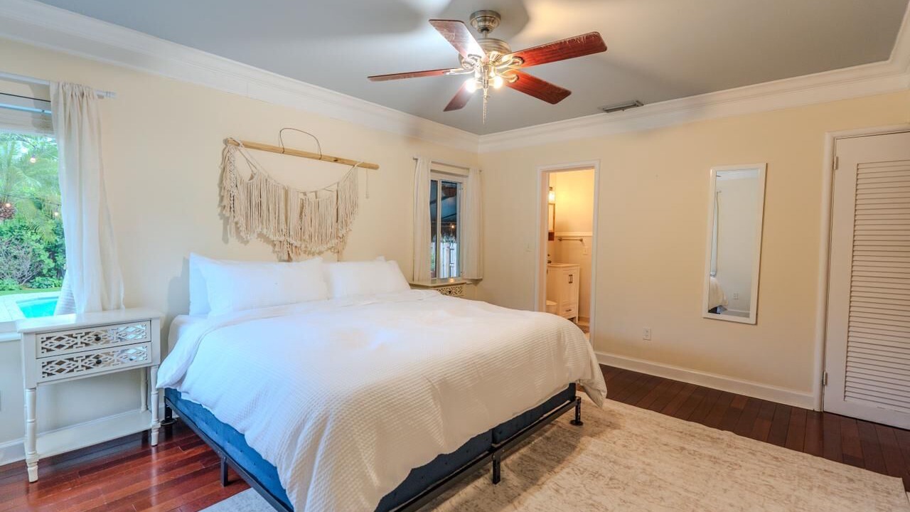 Photo of Bedroom in South Lake