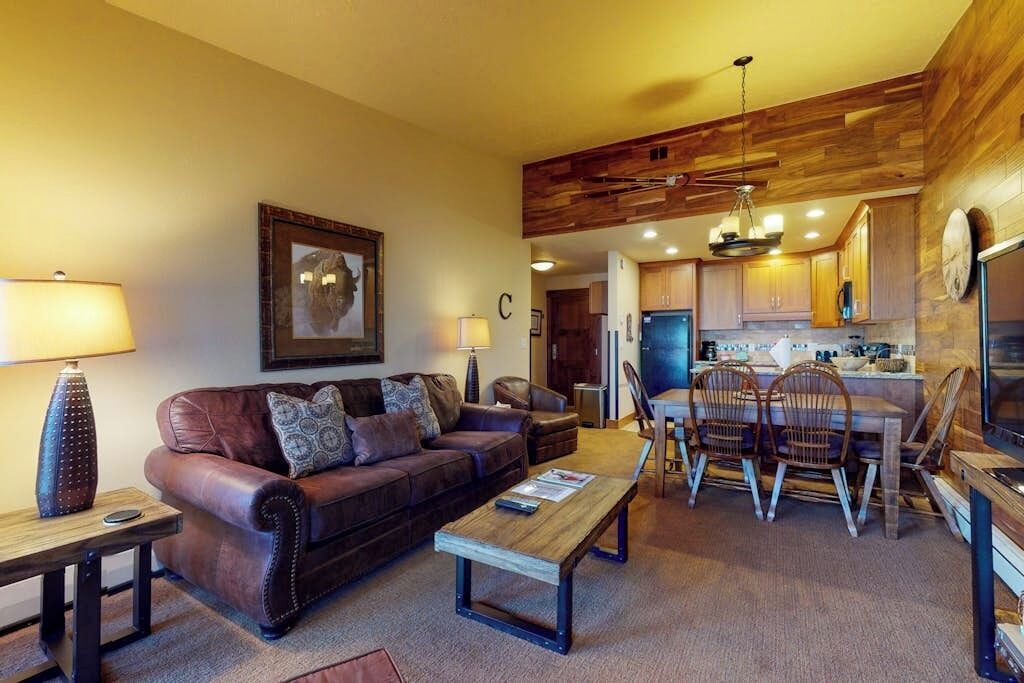 Photo of Livingroom in Copper Mountain Village