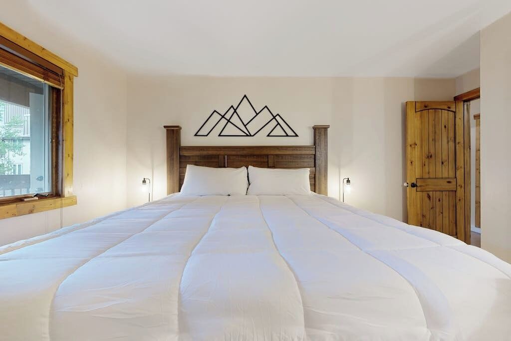 Photo of Bedroom in Copper Mountain Village