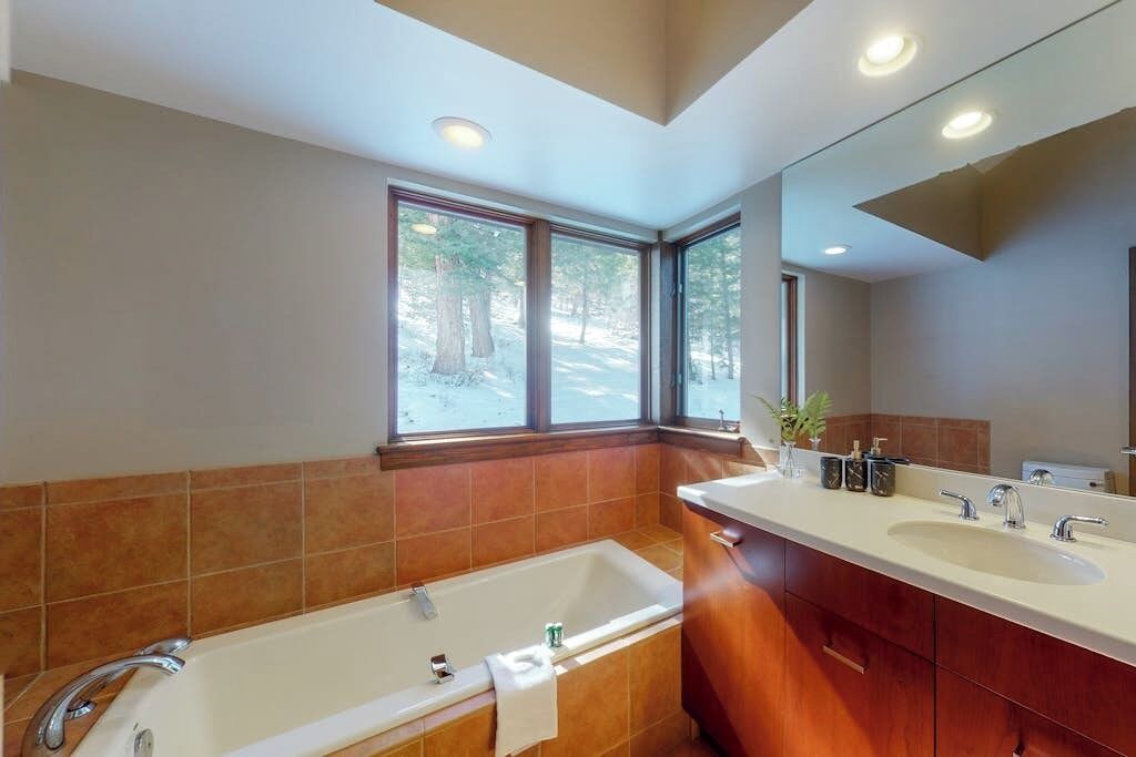 Photo of Bathroom in Edwards