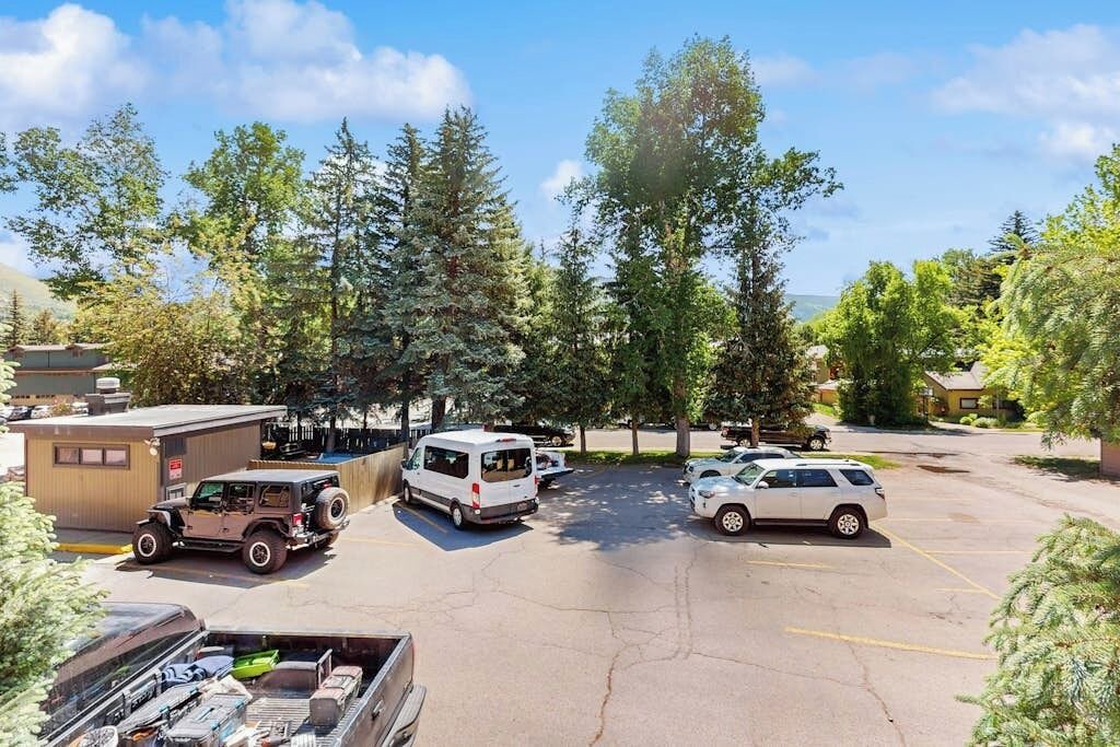 Photo of Outdoor in West End