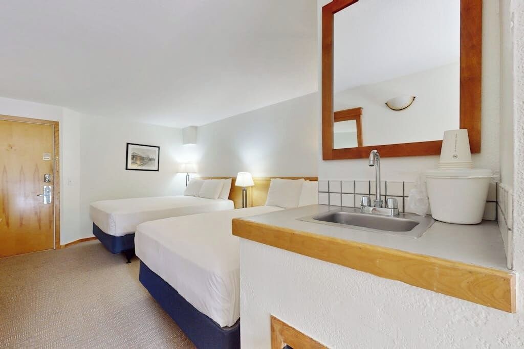 Photo of Bedroom in West End
