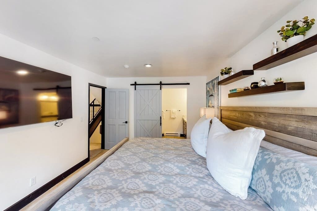 Photo of Bedroom in Beaver Creek