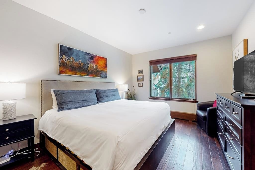 Photo of Bedroom in Edwards