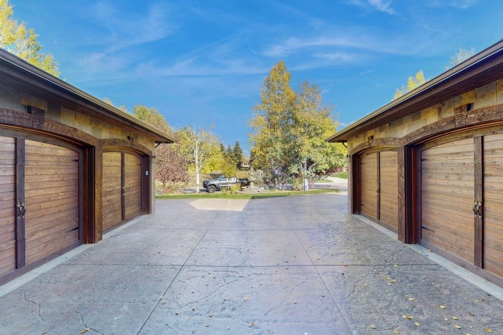 Photo of Outdoor in Gypsum