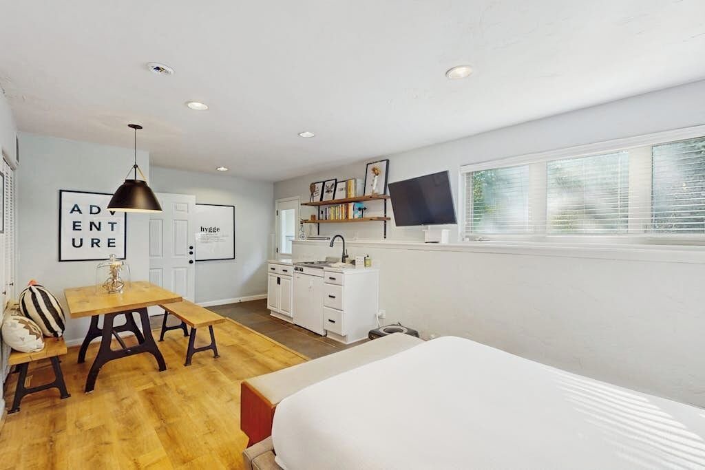 Photo of Bedroom in Edwards