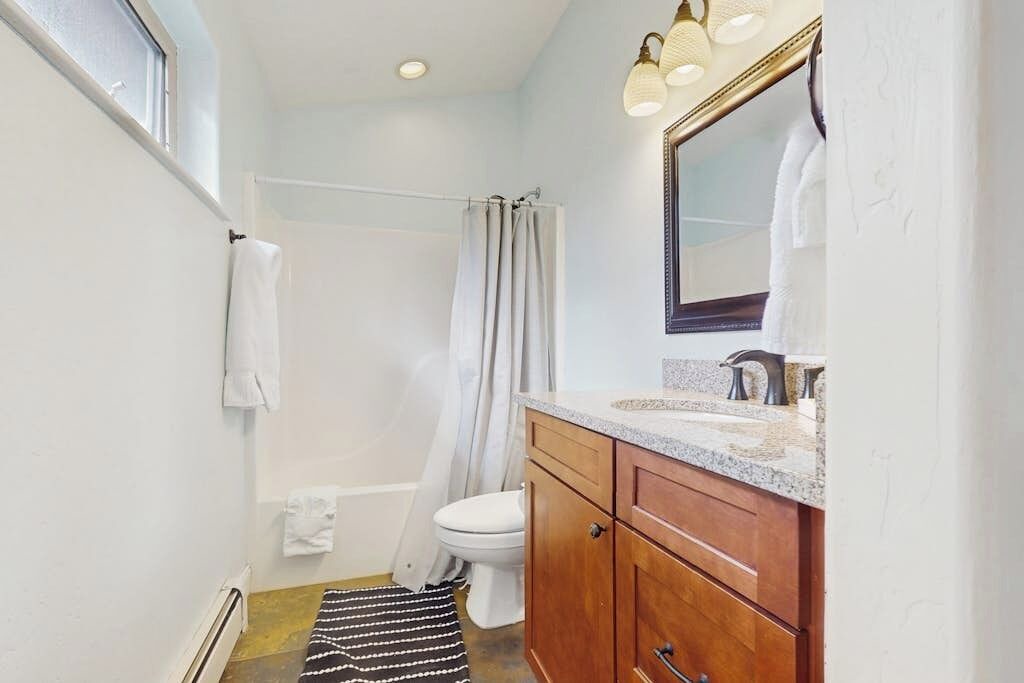 Photo of Bathroom in Edwards