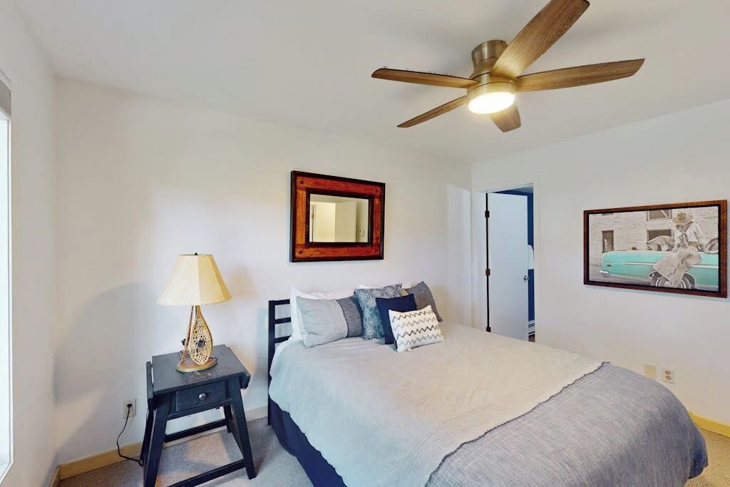 Photo of Bedroom in Edwards