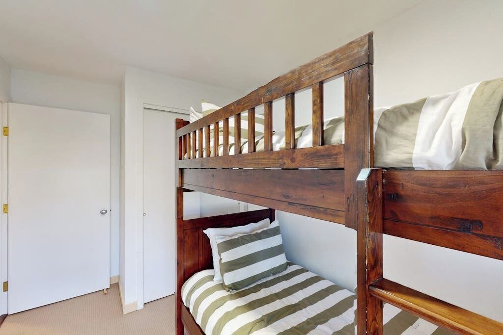 Photo of Bedroom in Edwards
