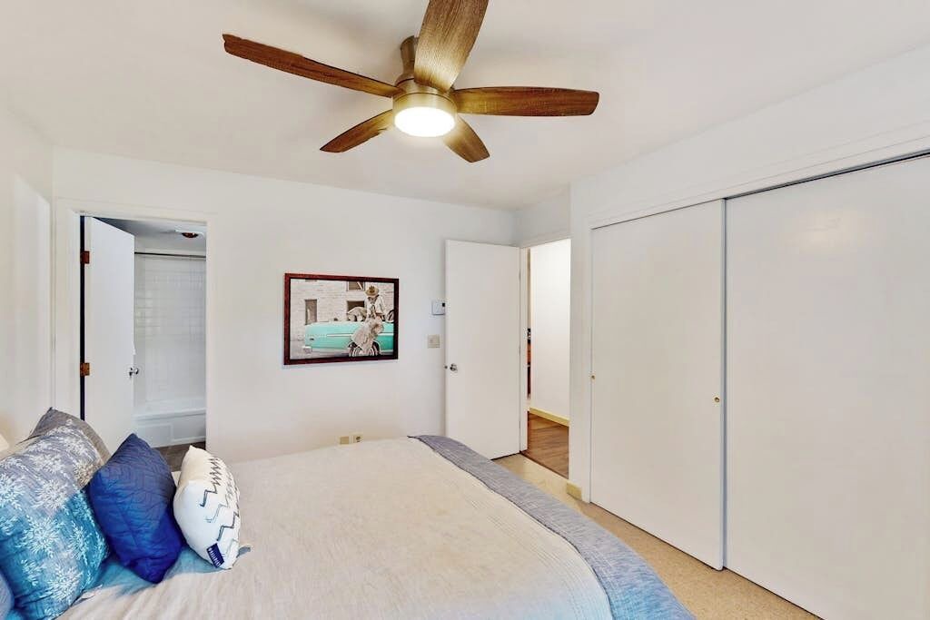 Photo of Bedroom in Edwards