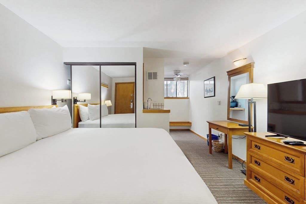 Photo of Bedroom in West End