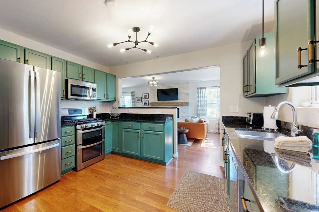 Photo of Kitchen in Edwards