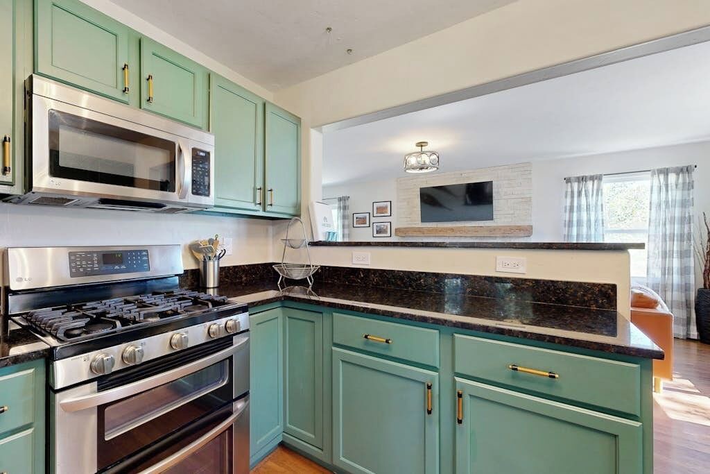 Photo of Kitchen in Edwards