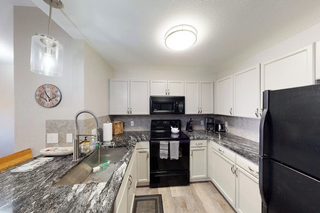Photo of Kitchen in Edwards
