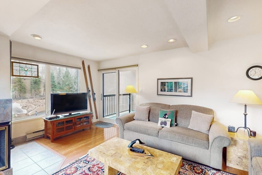 Photo of Livingroom in Vail