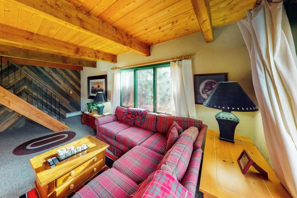 Photo of Livingroom in Basalt