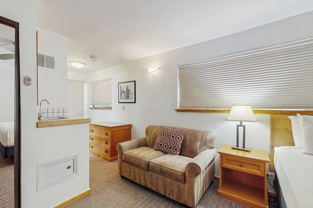 Photo of Livingroom in West End
