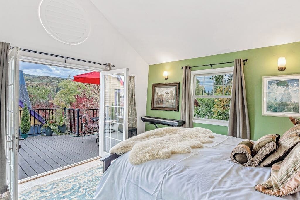 Photo of Bedroom in Old Town