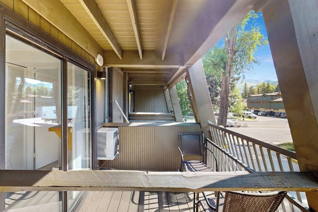 Photo of Outdoor in West End