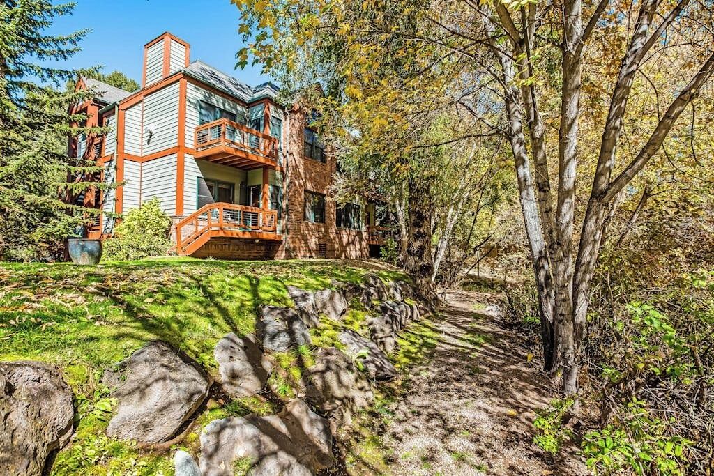 Photo of Outdoor in Basalt