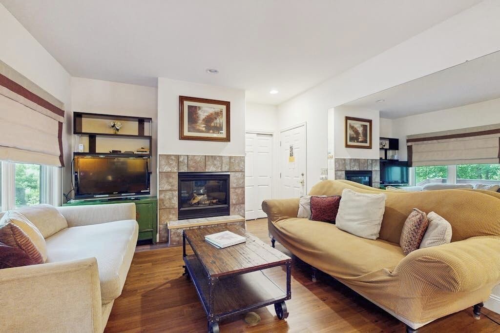 Photo of Livingroom in Basalt