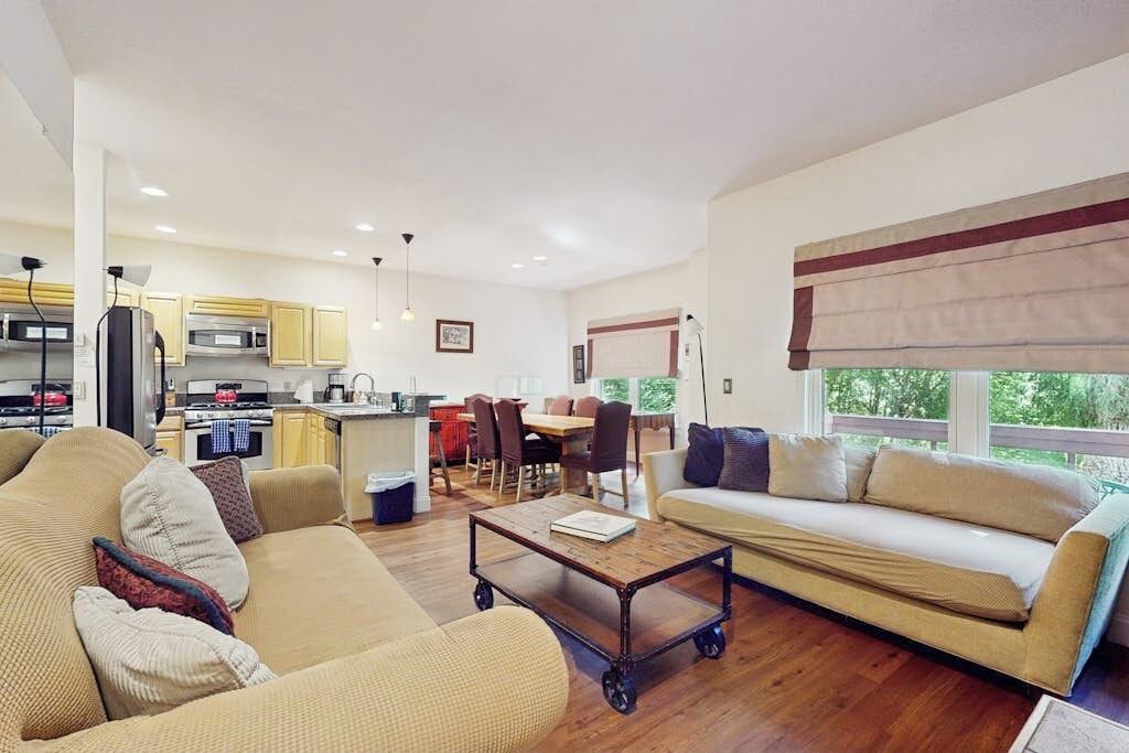 Photo of Livingroom in Basalt