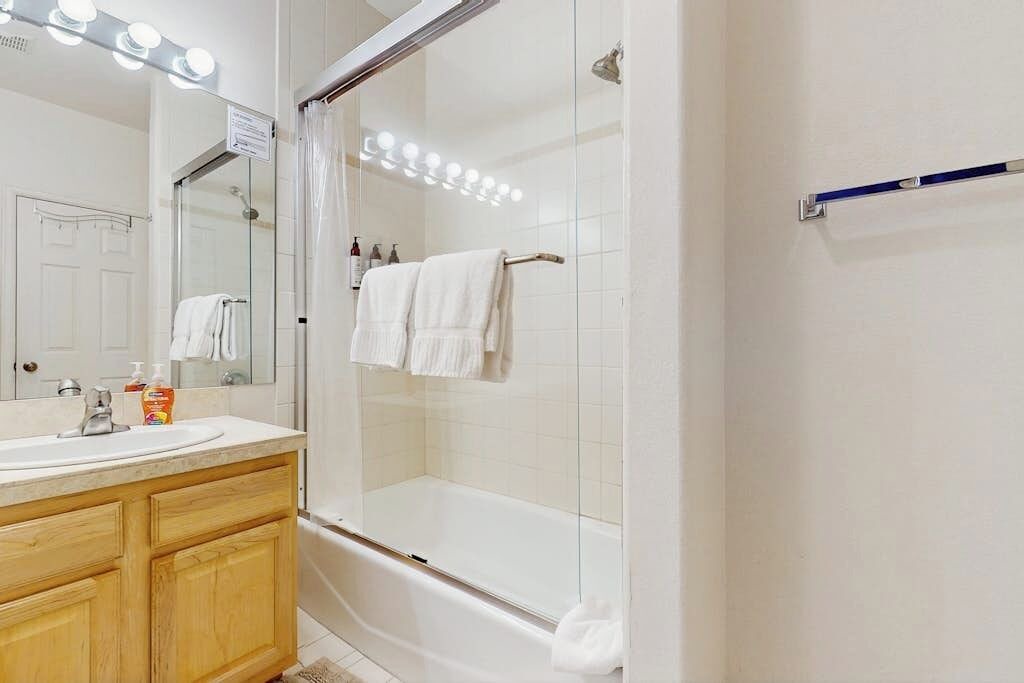 Photo of Bathroom in Basalt