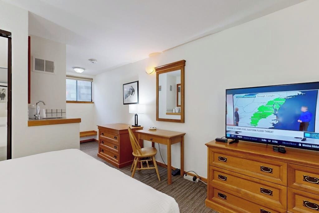 Photo of Bedroom in West End