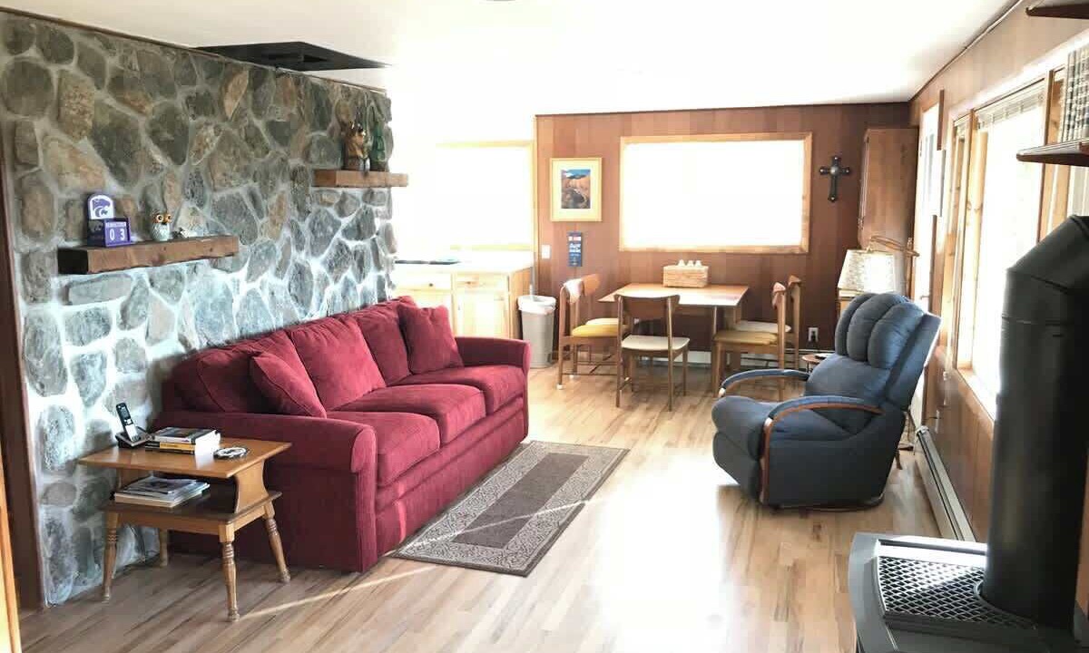 Photo of Livingroom in Black Hawk