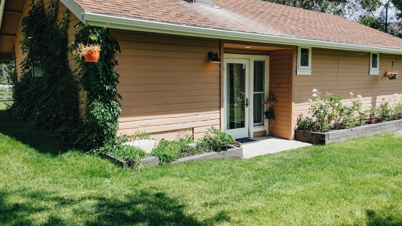 Photo of Outdoor in Silt
