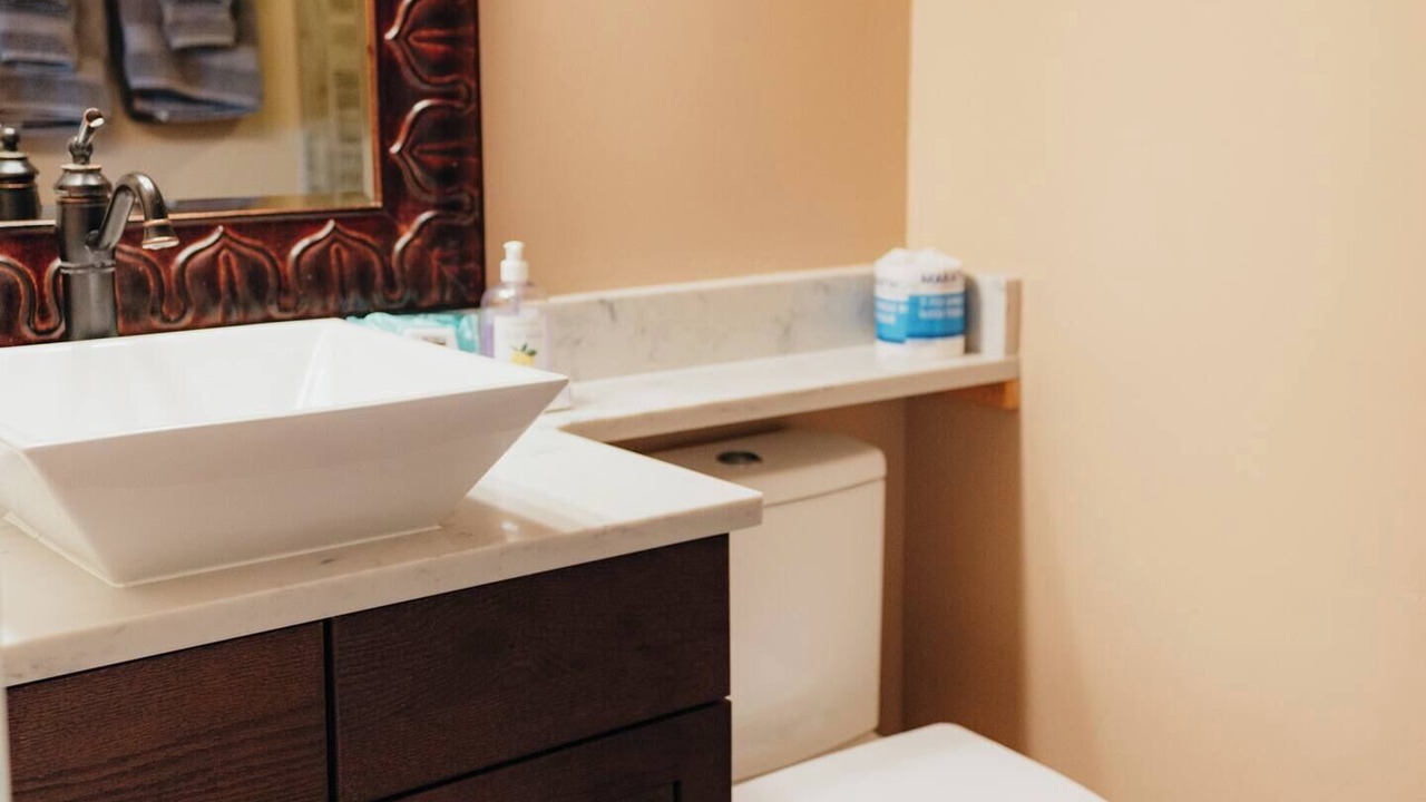 Photo of Bathroom in Silt